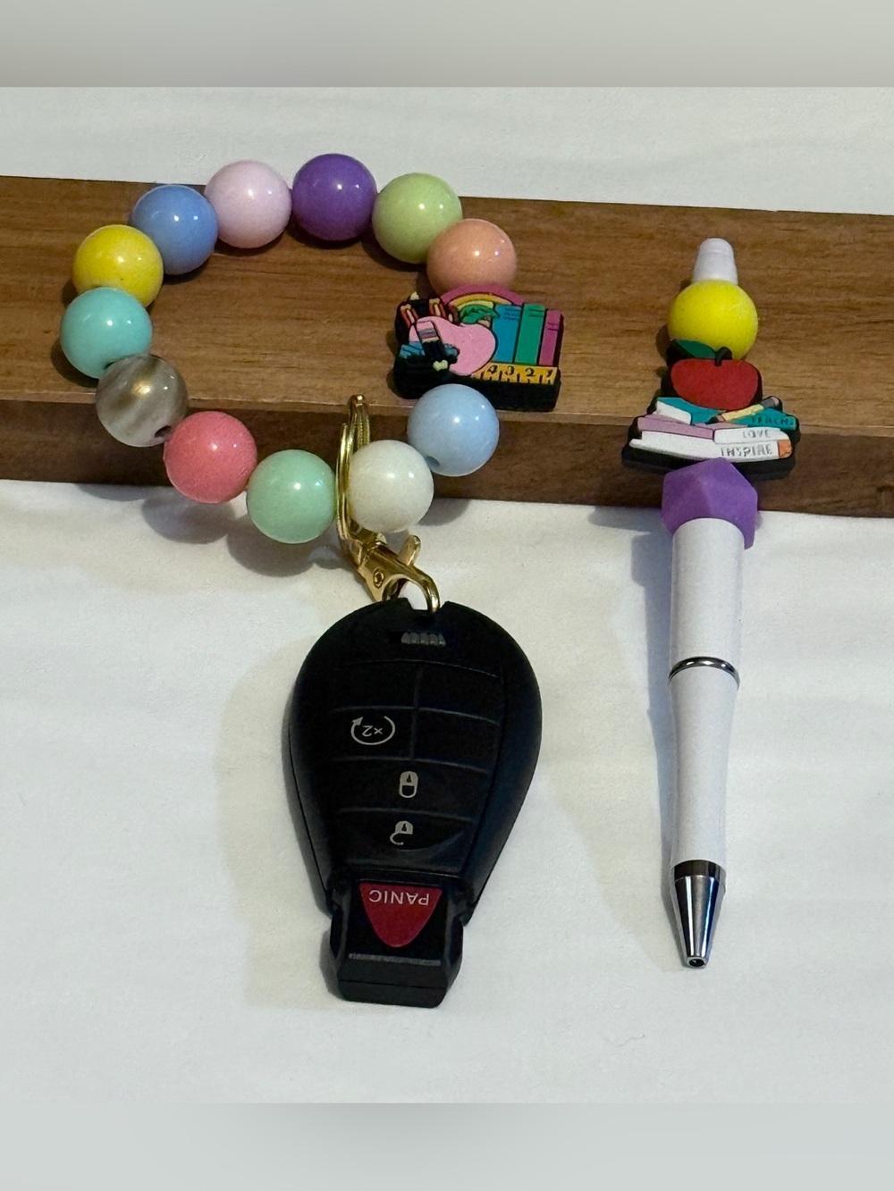 Teacher Kids Bookworm Beaded Pen, Keychain Wristlet Set School Gift BTJ - Picture 6 of 6